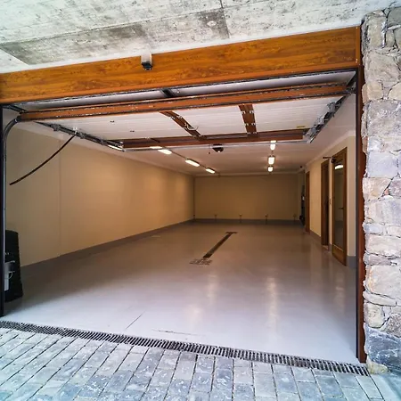 - Mont Blanc * Courmayeur